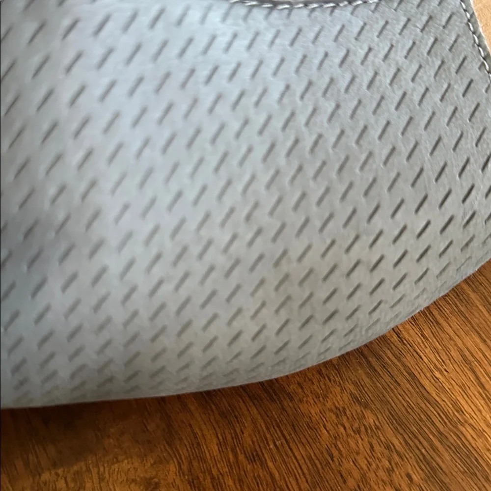 NWT Clarks Open-Toe Sandals - Picture 4 of 9